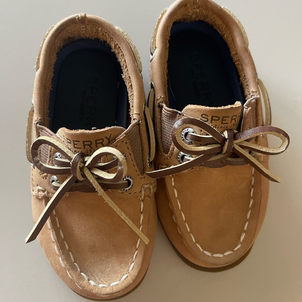 Kids Sperry Boat shoes